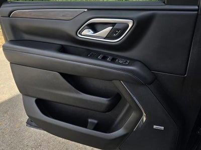 2022 Chevrolet Suburban LT