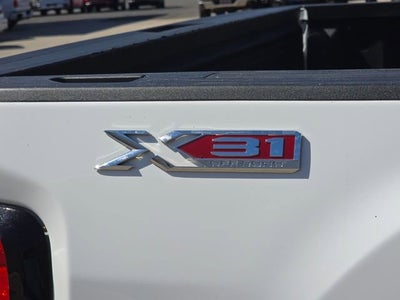 2024 GMC Sierra 2500 HD Pro