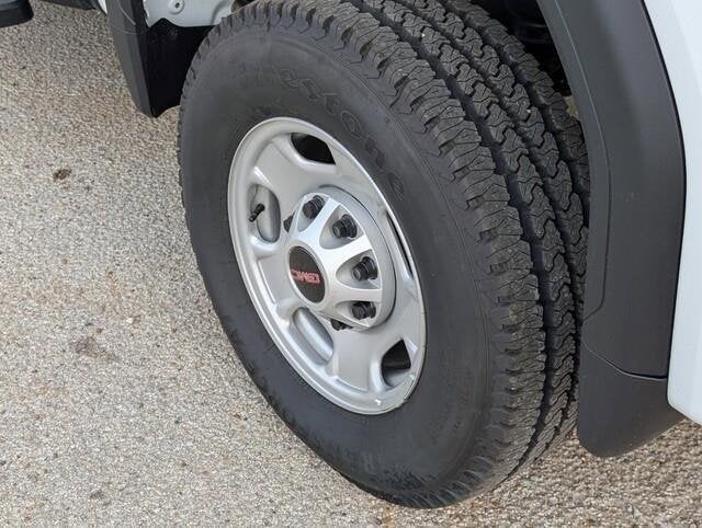 2024 GMC Sierra 2500 HD Pro