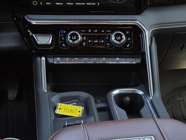 2026 GMC Sierra 3500 HD Denali Ultimate DRW