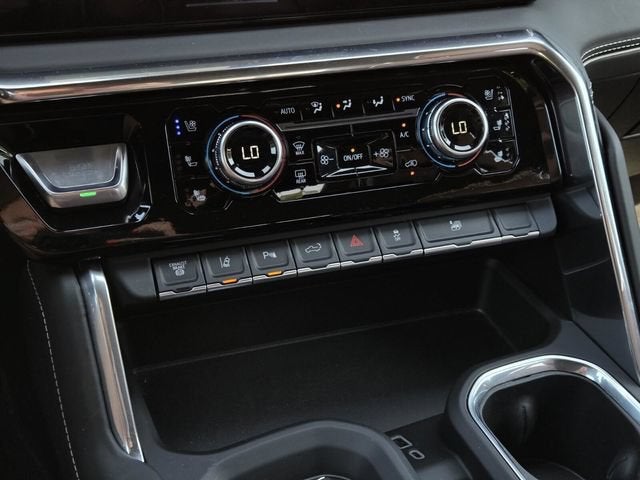 2026 GMC Sierra 3500 HD Denali Ultimate DRW
