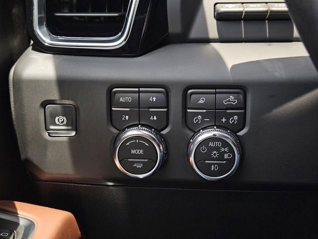2025 GMC Sierra 3500 HD Denali Ultimate DRW