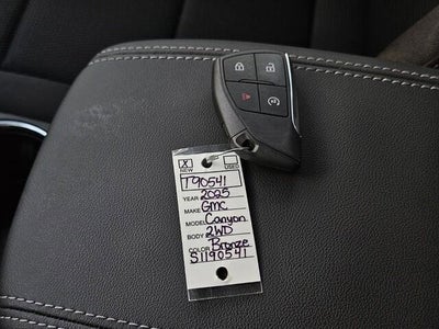 2025 GMC Canyon Elevation