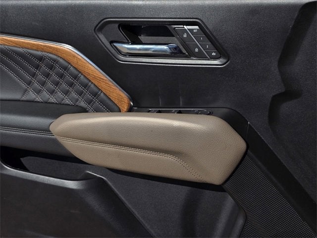 2024 GMC Canyon Denali