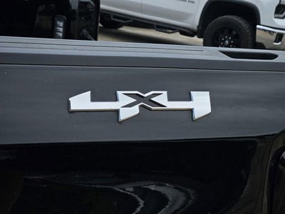 2025 GMC Sierra 1500 SLE