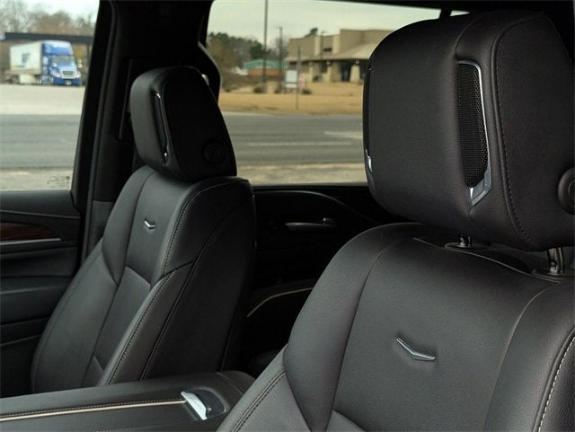 2024 Cadillac Escalade Luxury