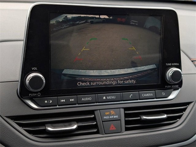 2022 Nissan Altima 2.0 SR