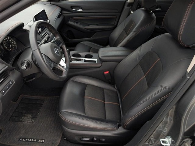 2022 Nissan Altima 2.0 SR