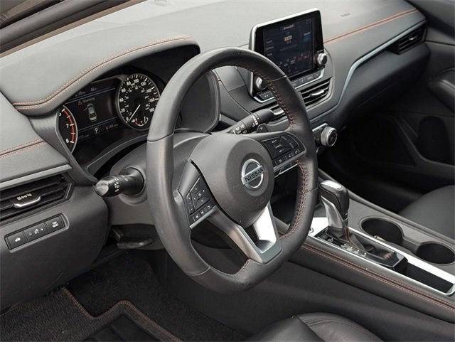 2022 Nissan Altima 2.0 SR