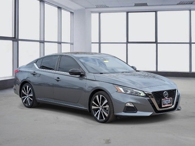 2022 Nissan Altima 2.0 SR