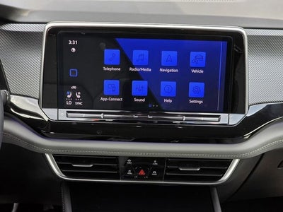 2025 Volkswagen Atlas Cross Sport 2.0T SEL R-Line Black