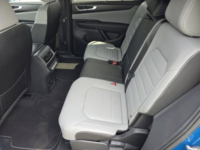 2025 Volkswagen Atlas Cross Sport 2.0T SEL R-Line Black