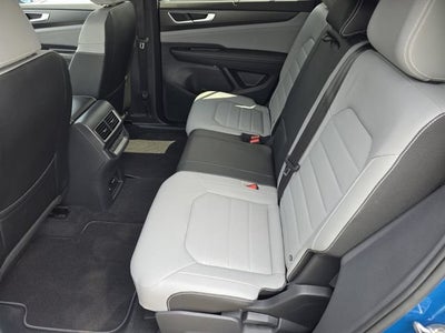 2025 Volkswagen Atlas Cross Sport 2.0T SEL R-Line Black