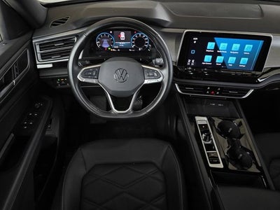 2025 Volkswagen Atlas Cross Sport 2.0T SE w/Technology