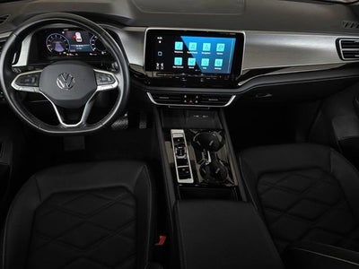 2025 Volkswagen Atlas Cross Sport 2.0T SE w/Technology