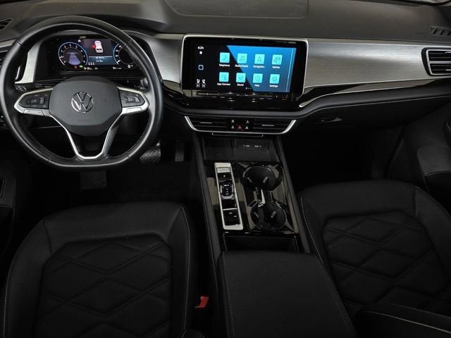 2025 Volkswagen Atlas Cross Sport 2.0T SE w/Technology