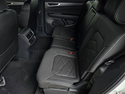 2025 Volkswagen Atlas Cross Sport 2.0T SE w/Technology