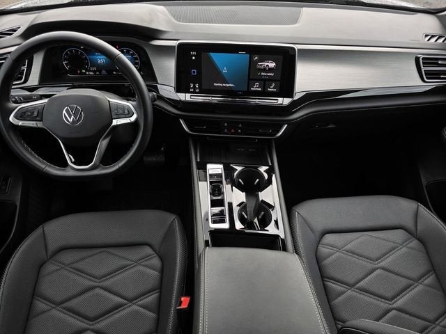 2025 Volkswagen Atlas Cross Sport 2.0T SE w/Technology