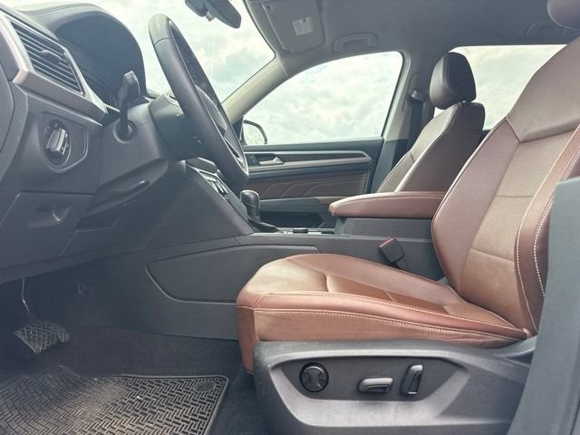 2023 Volkswagen Atlas 2.0T SE w/Technology