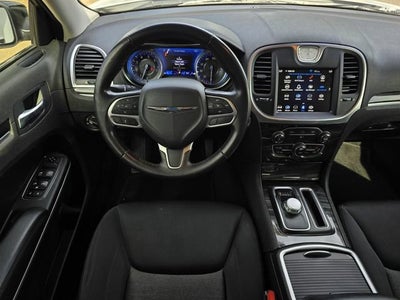 2021 Chrysler 300 Touring