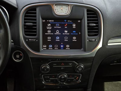 2021 Chrysler 300 Touring