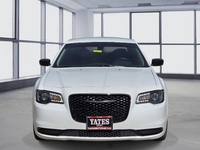 2021 Chrysler 300 Touring