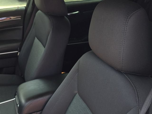 2021 Chrysler 300 Touring