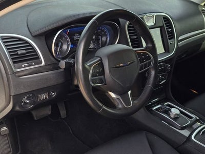 2021 Chrysler 300 Touring