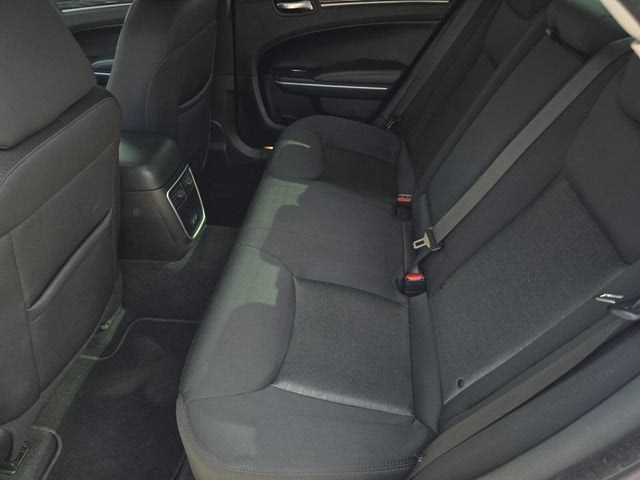 2021 Chrysler 300 Touring