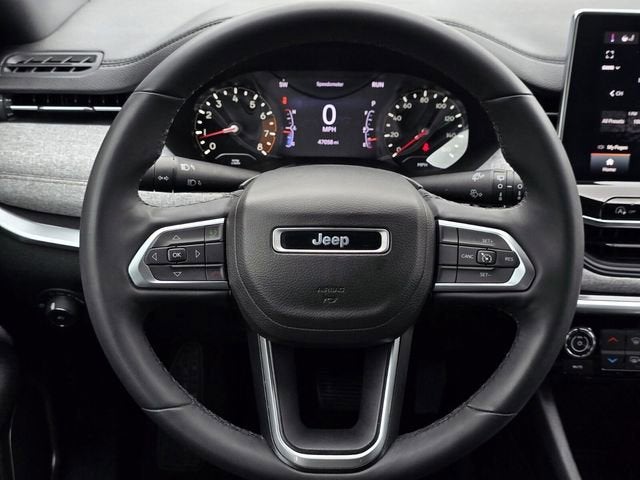 2023 Jeep Compass Latitude Lux
