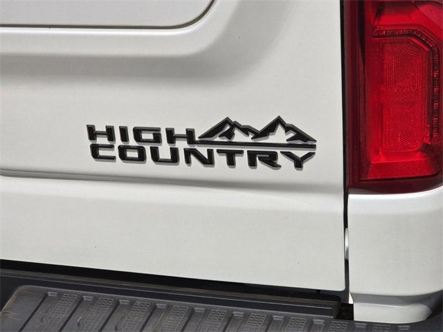 2022 Chevrolet Silverado 1500 High Country