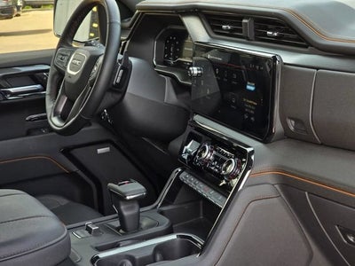 2025 GMC Sierra 1500 AT4