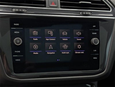 2023 Volkswagen Tiguan SE R-Line Black