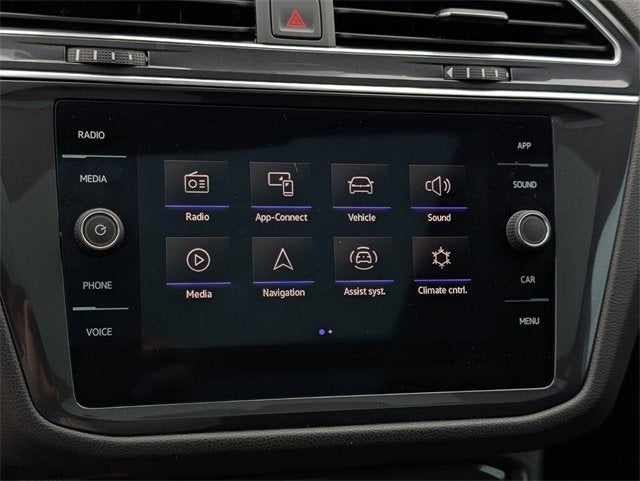 2023 Volkswagen Tiguan SE R-Line Black