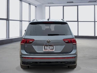 2023 Volkswagen Tiguan SE R-Line Black