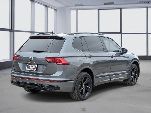 2023 Volkswagen Tiguan SE R-Line Black
