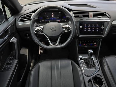 2023 Volkswagen Tiguan SE R-Line Black