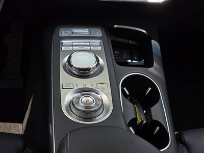 2024 Genesis GV70 2.5T