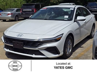2024 Hyundai Elantra SE