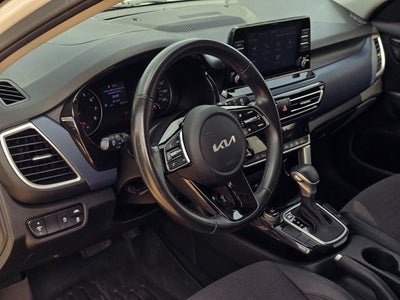 2023 Kia Seltos S