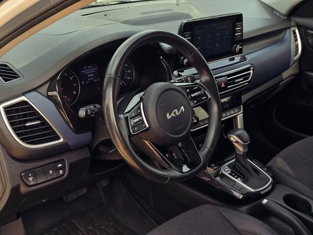 2023 Kia Seltos S