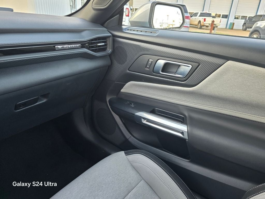 2024 Ford Mustang EcoBoost