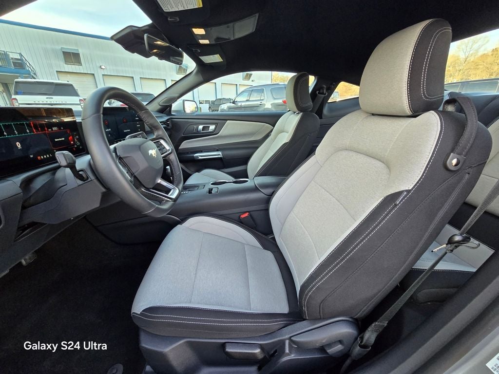 2024 Ford Mustang EcoBoost