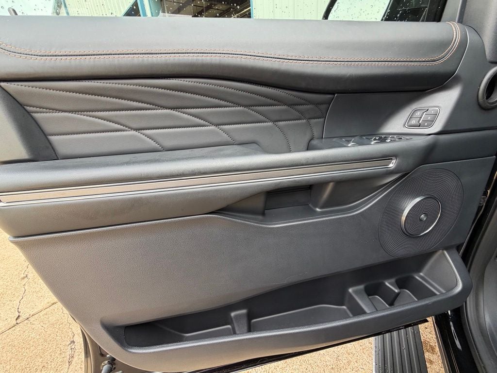 2024 Ford Expedition Platinum