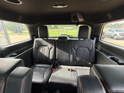 2024 Ford Expedition Platinum