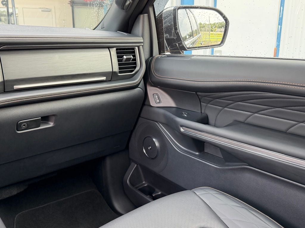 2024 Ford Expedition Platinum