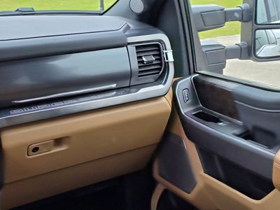 2025 Ford F-250SD Lariat