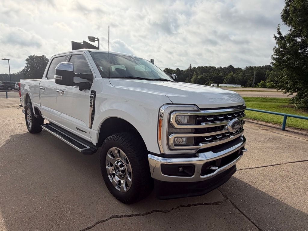 2023 Ford F-250SD Lariat