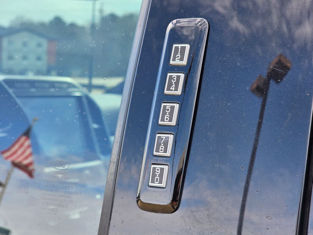 2022 Ford F-350SD King Ranch