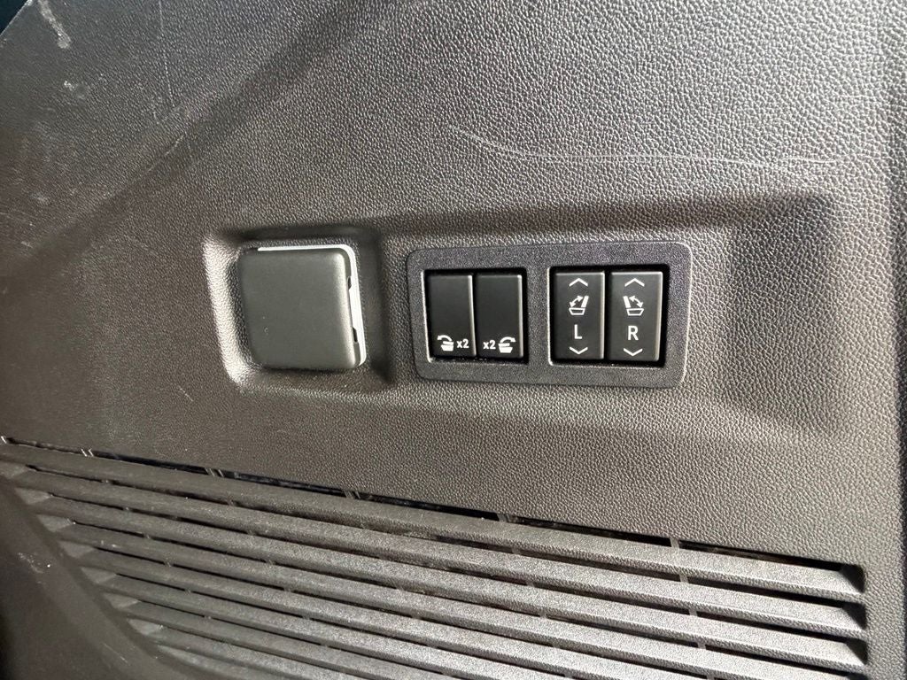 2021 GMC Yukon AT4